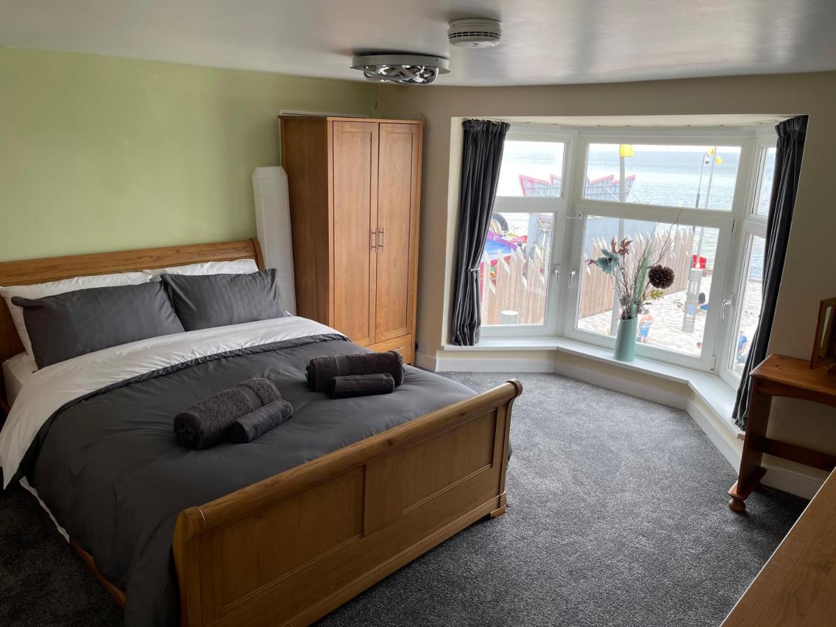 Harbour View Holiday Let - Entire 3 Bedroom Maisonette With Spectacular Harbour And Sea Front Views Sleeps 5 บริดลิงตัน ภายนอก รูปภาพ